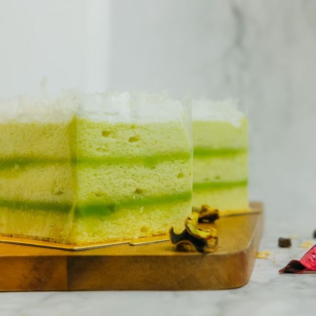 Pandan Layer Cake (Slice) | Tedboy