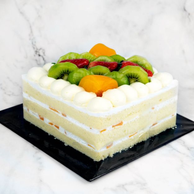 Buy Classic Lemon Blueberry Cake| Online Cake Delivery - CakeBee