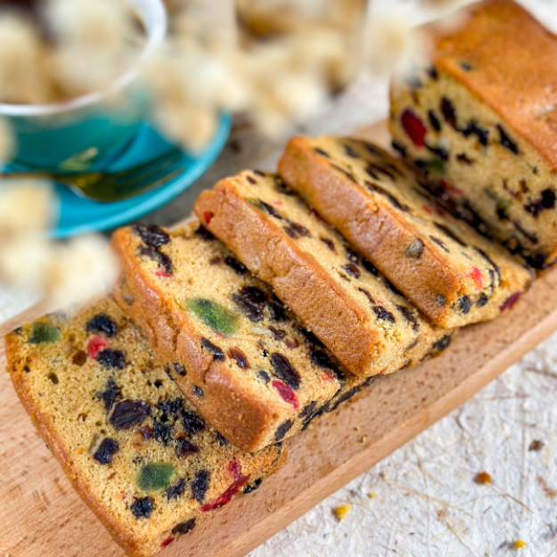 Picture of Mixed Fruit Pound Cake (Whole)