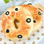 Olive Cheese Bagel 