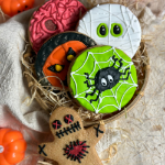 Picture of Halloween Icing Cookies (Hand-Drawn)