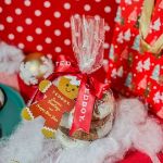 Snowy Gingerbread Cookies 