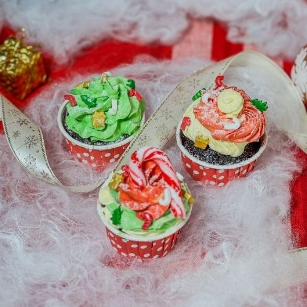 Festive Frosting Cupcake Box