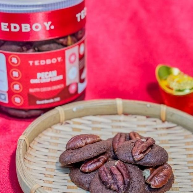 Picture of [CNY] Pecan Chocolate Cookies 