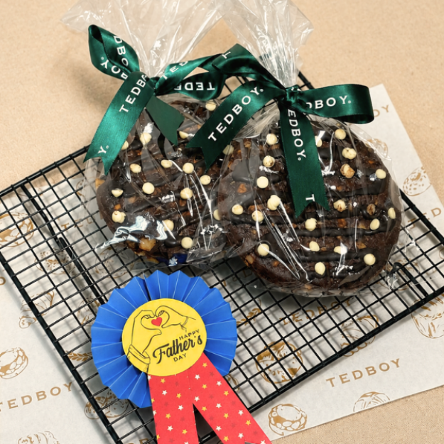 Picture of Giant Father's Day Choc Cookie 