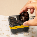 Picture of Macadamia Chocolate Bites